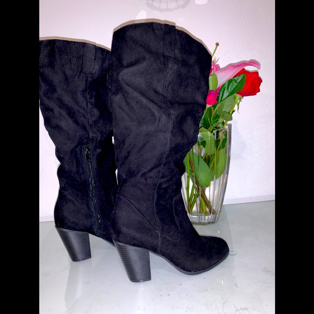 Knee height Black Suede Boots